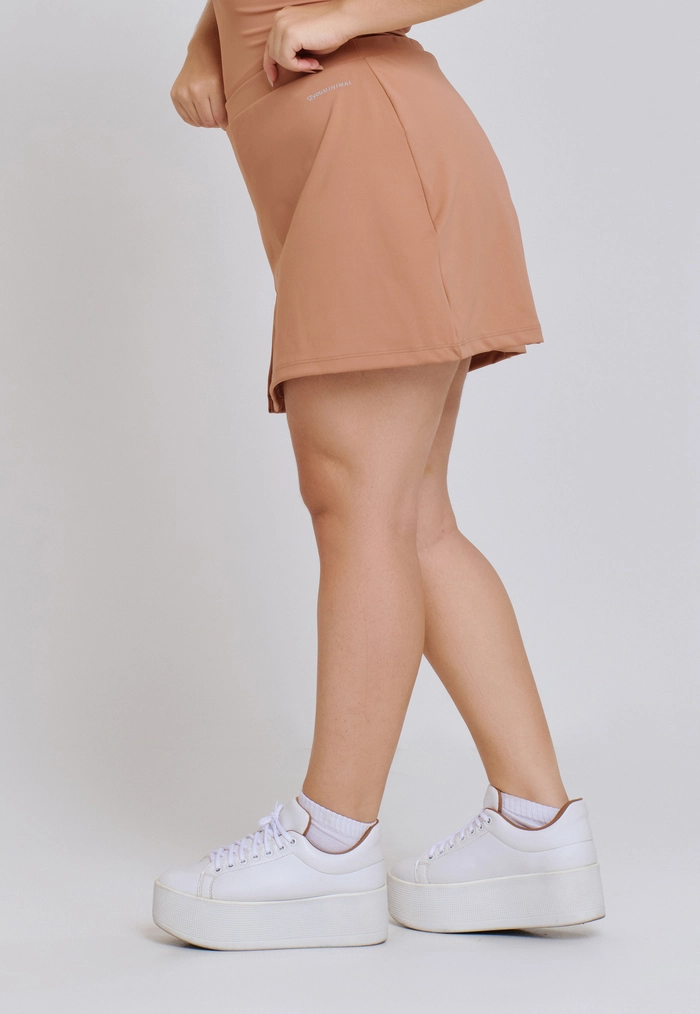 SHORT SAIA COM FENDA MINIMAL MACHIATO