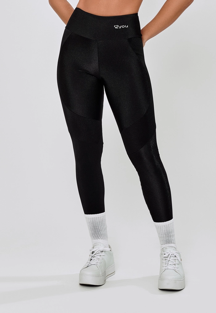LEGGING RECORTE FRENTE POLIAMIDA - PRETO