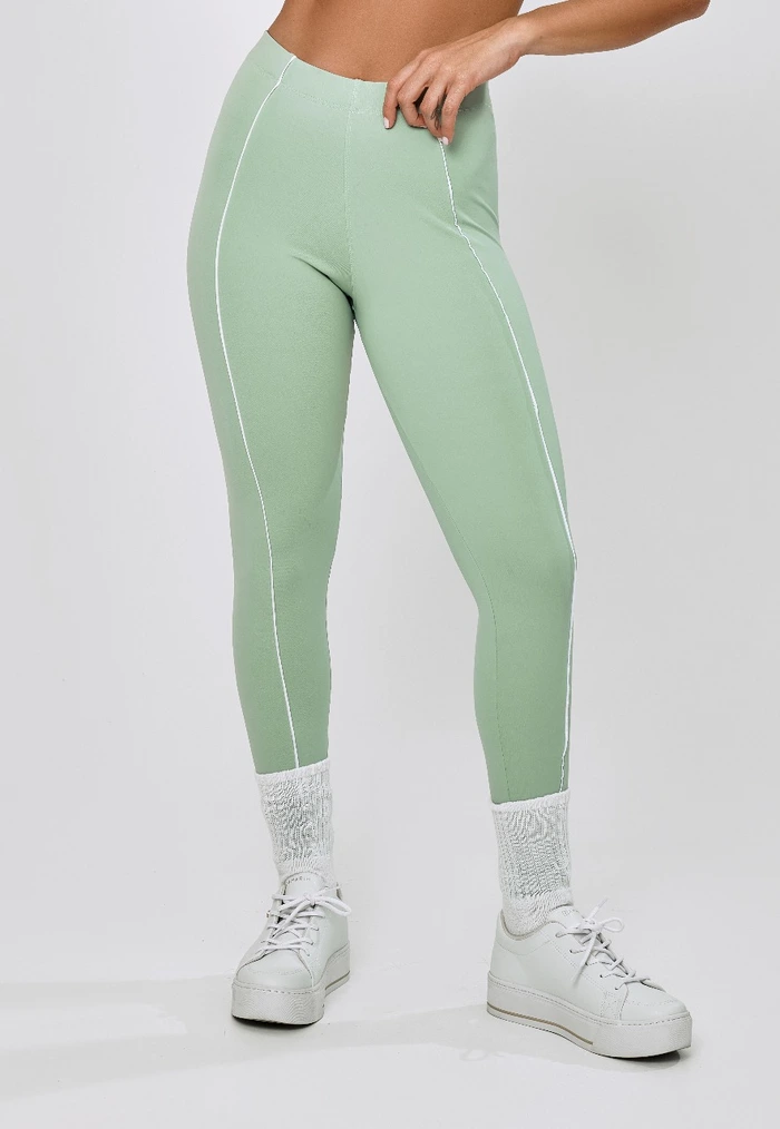 CALÇA LEGGING COM VIVO NA FRENTE VERDE ALOE CALÇA LEGGING COM VIVO NA FRENTE VERDE ALOE