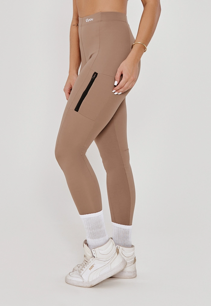 LEGGING BOLSO COM ZÍPER LATERAL NUTS- POLIAMIDA FIO DUPLO LEGGING BOLSO COM ZÍPER LATERAL NUTS- POLIAMIDA FIO DUPLO