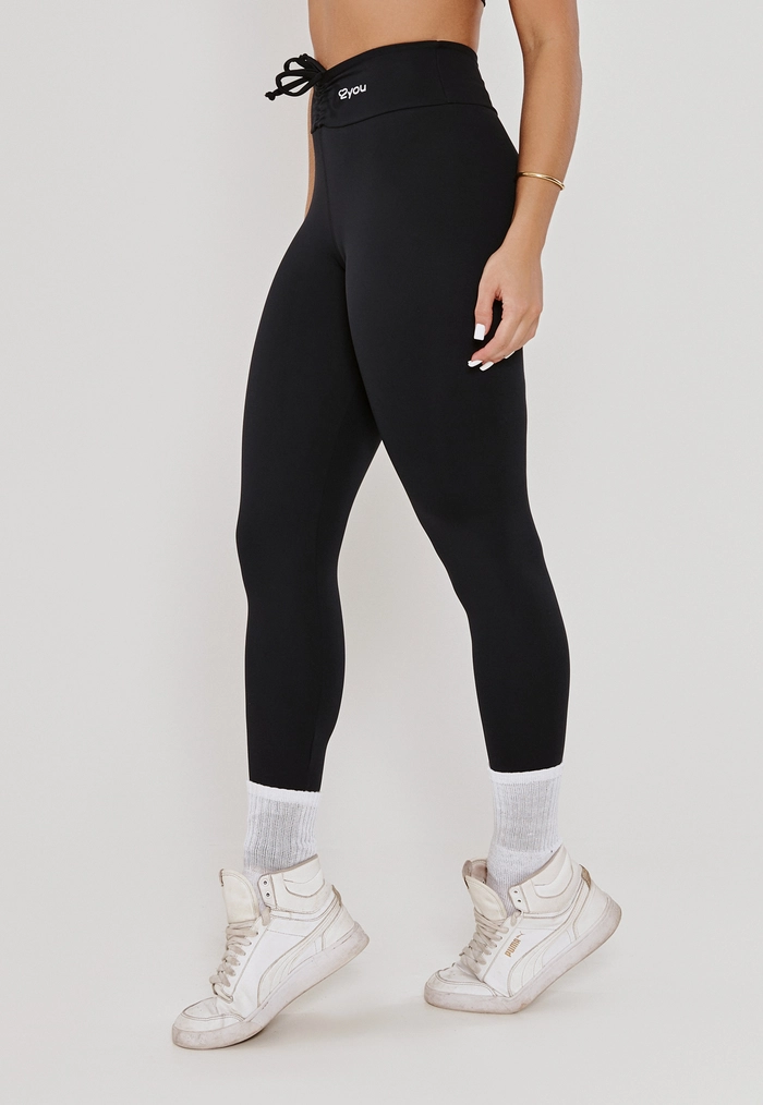 LEGGING CÓS FRANZIDO COM AMARRAÇÃO PRETO- POLIAMIDA FIO DUPLO LEGGING CÓS FRANZIDO COM AMARRAÇÃO PRETO- POLIAMIDA FIO DUPLO