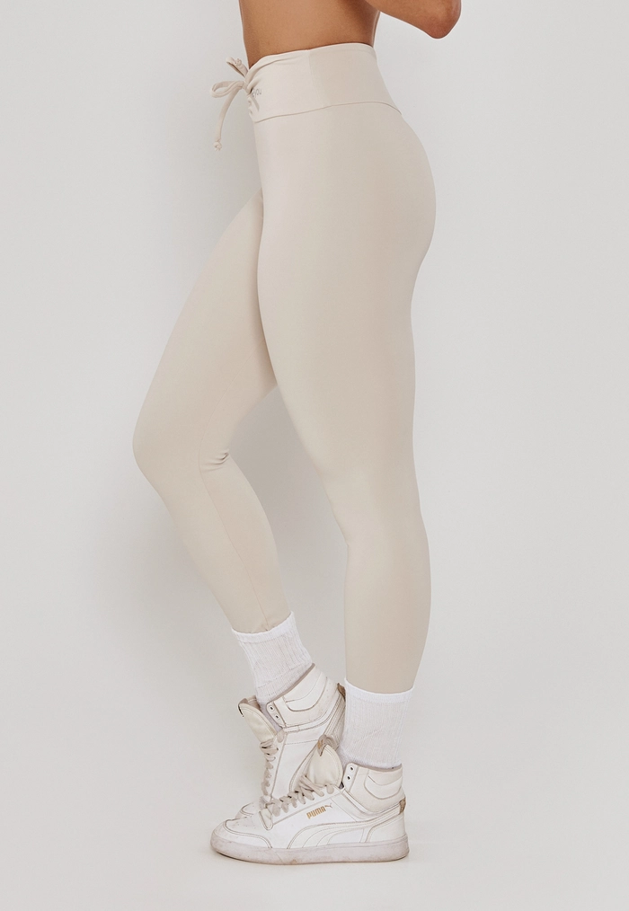 LEGGING CÓS FRANZIDO COM AMARRAÇÃO LUNA - POLIAMIDA FIO DUPLO LEGGING CÓS FRANZIDO COM AMARRAÇÃO LUNA - POLIAMIDA FIO DUPLO