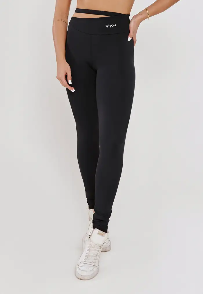 LEGGING CÓS ASSIMÉTRICO PRETO- POLIAMIDA FIO DUPLO LEGGING CÓS ASSIMÉTRICO PRETO- POLIAMIDA FIO DUPLO
