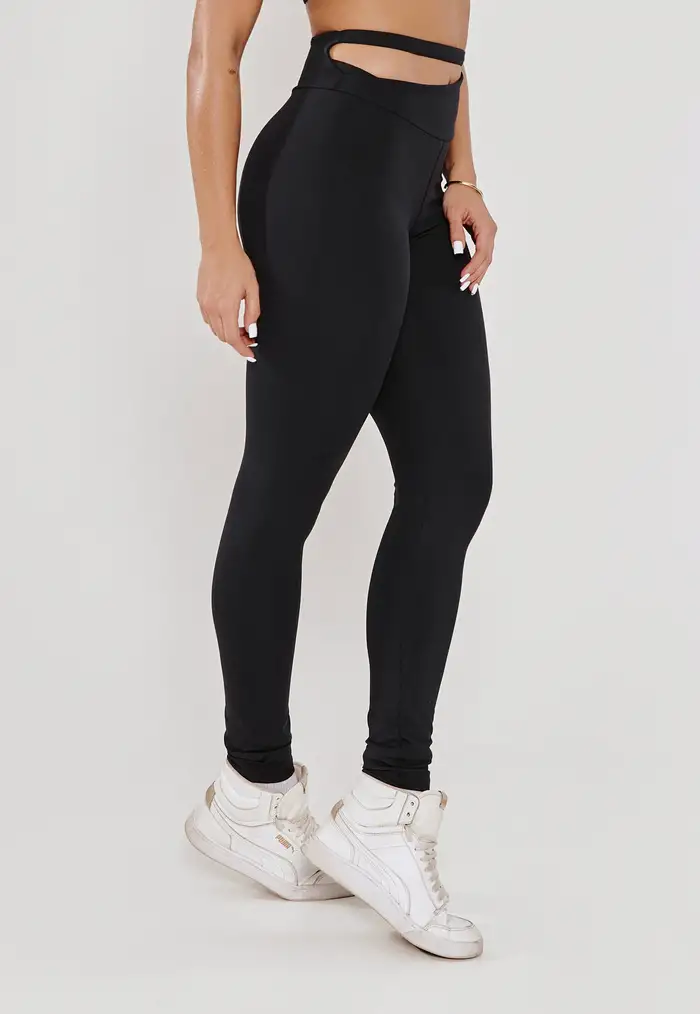 LEGGING CÓS ASSIMÉTRICO PRETO- POLIAMIDA FIO DUPLO LEGGING CÓS ASSIMÉTRICO PRETO- POLIAMIDA FIO DUPLO