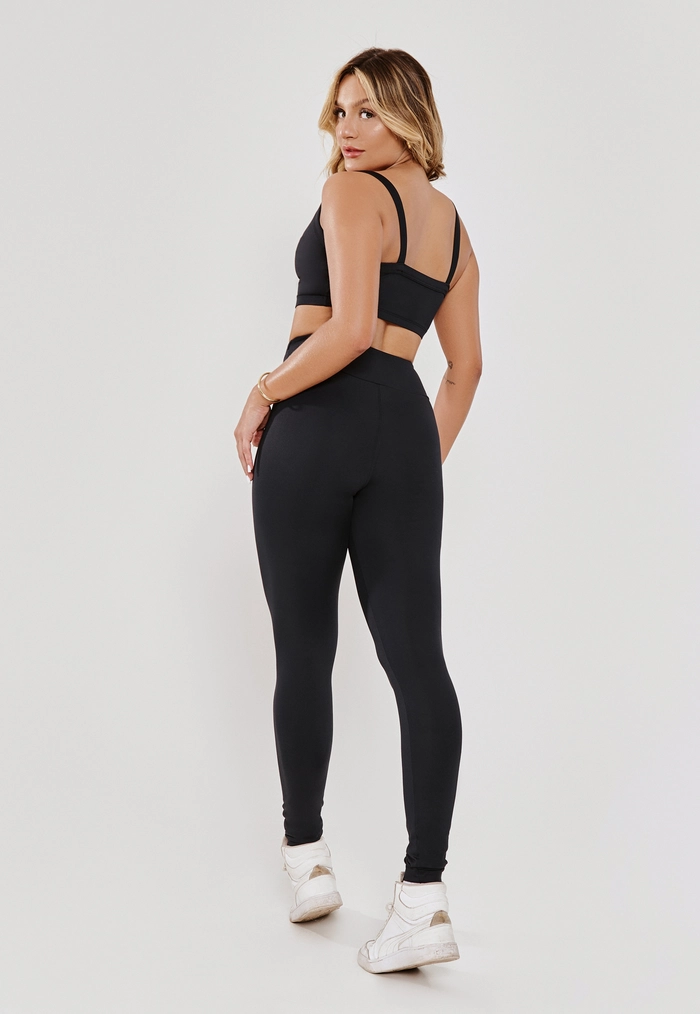 TOP ASSIMÉTRICO PRETO- POLIAMIDA FIO DUPLO TOP ASSIMÉTRICO PRETO- POLIAMIDA FIO DUPLO