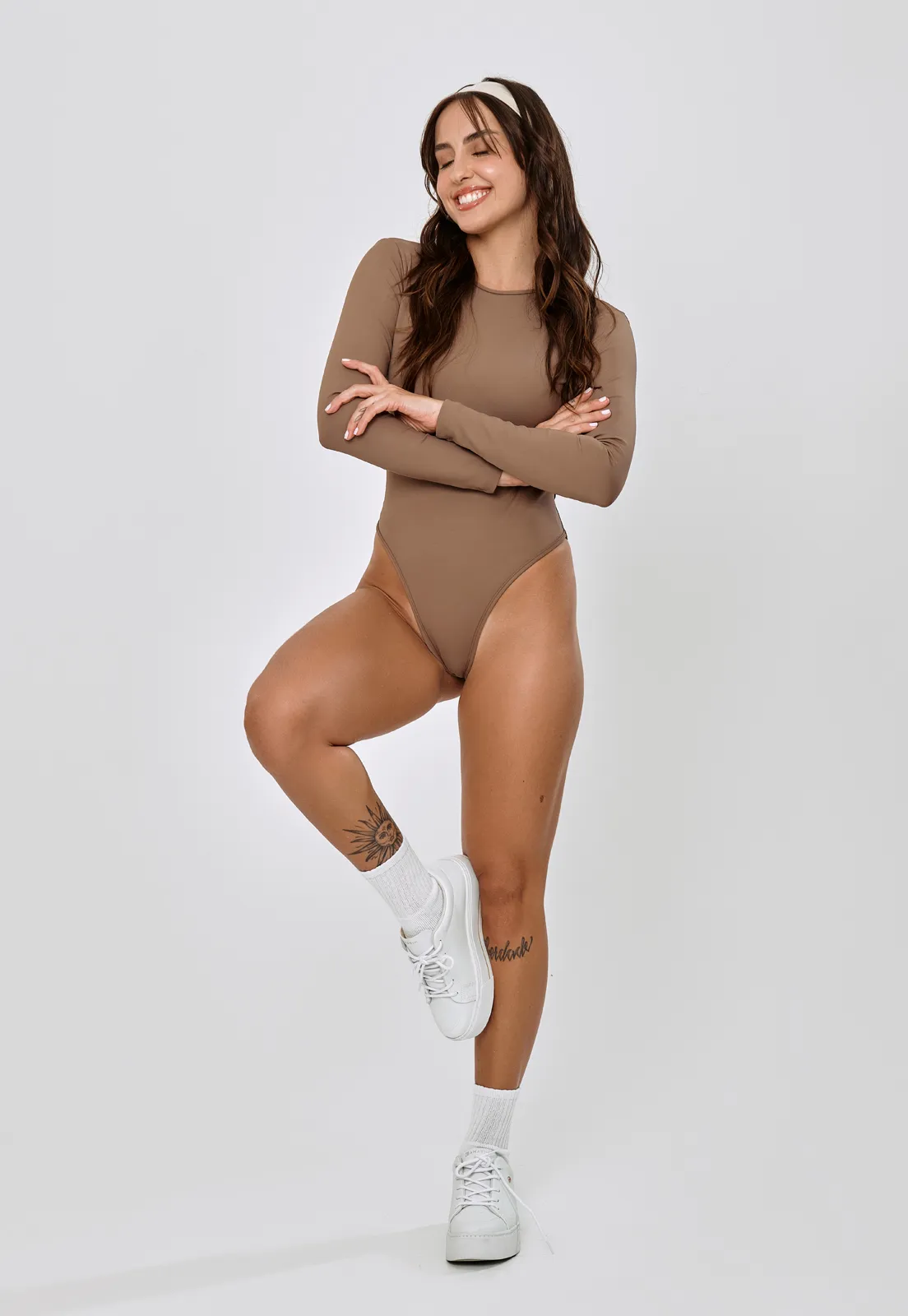 BODY MANGA LONGA COSTA ABERTA POLIAMIDA FIO DUPLO COM PROTEÇÃO UV+50 - NUTS BODY MANGA LONGA COSTA ABERTA POLIAMIDA FIO DUPLO COM PROTEÇÃO UV+50 - NUTS