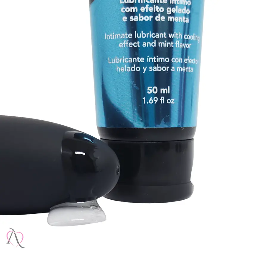 Lubrificante Beijável Ice Black Efeito Gelado Intt 50ml
