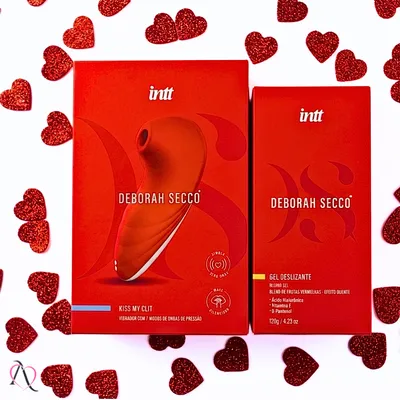 Kit Eu Me Escolho - 1 Sugador de Clitóris Deborah Secco e 1 Deslizante Sabor Frutas Fermelhas Outubro Rosa