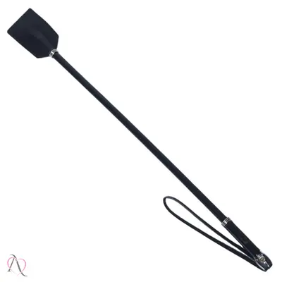 Chibata em Couro para Fetiche Hotflowers