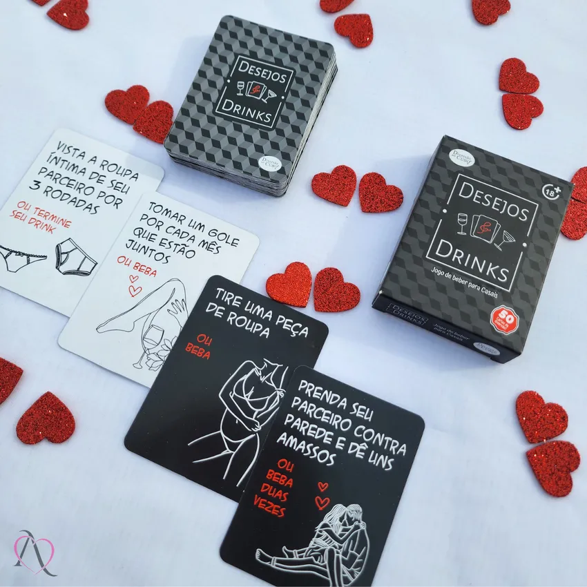 Baralho Jogo Erótico para Casais Desejos e Drinks Diversão ao Cubo com 50 cartas
