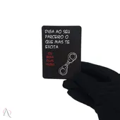Baralho Jogo Erótico para Casais Desejos e Drinks Diversão ao Cubo com 50 cartas - imagem 4