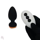 Plug Anal Vibrador com Controle em Formato de Flor Cor Preto - imagem 1