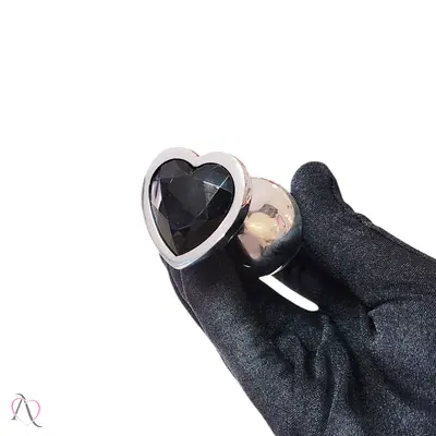 Plug Anal M Preto em Formato de Coração