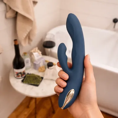 Vibrador Penetrável Svakom Aylin Dark Azul À Prova D'água com 5 Modos de Vibração