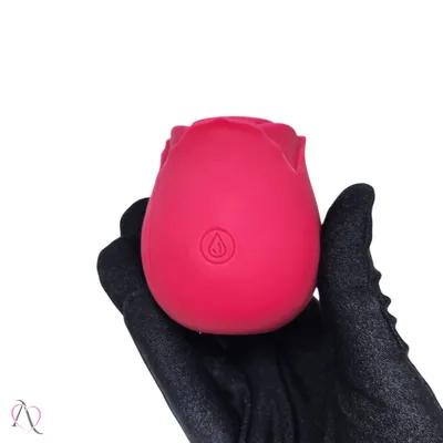 Vibrador Pulsador de Clitóris Magic Rose cor Vermelho 10 Modos de Pulsação