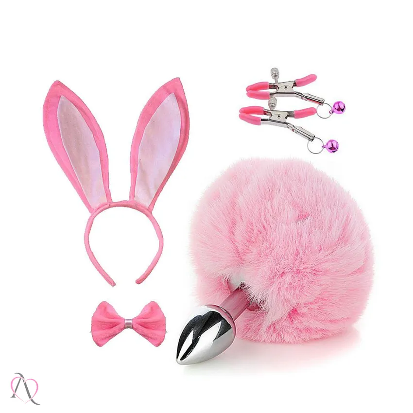 Kit Plug Anal Pequeno Rabo de Coelho com Tiara, Grampo de Mamilo e Gravatinha Rosa