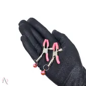 Kit Plug Anal Pequeno Rabo de Coelho com Tiara, Grampo de Mamilo e Gravatinha Rosa - imagem 3