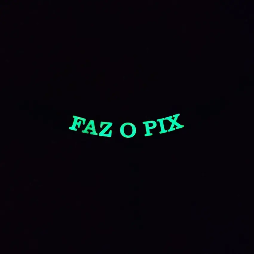 Calcinha com Frase que Brilha no Escuro Faz o Pix Cor Preto