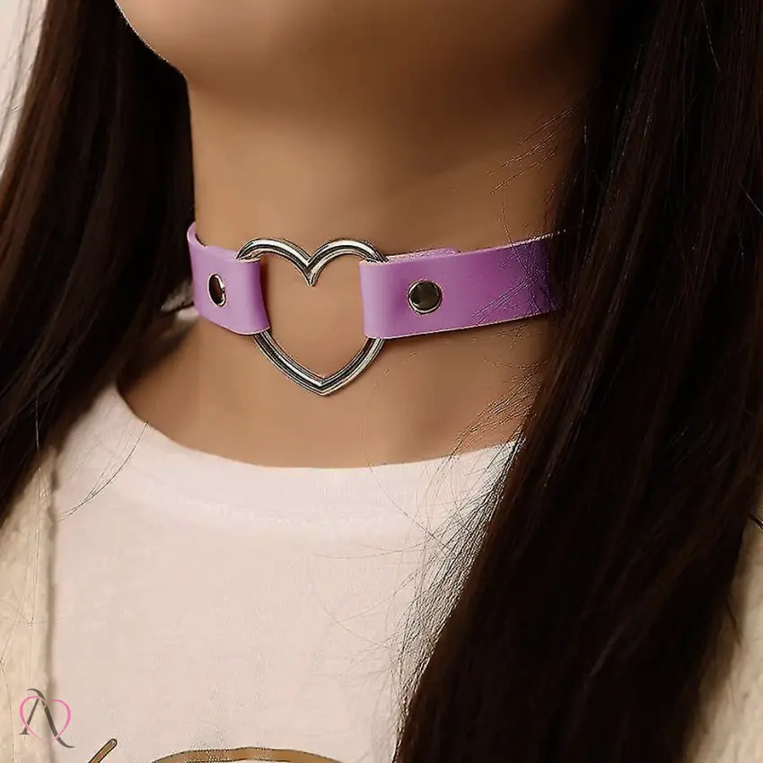 Gargantilha Choker Coração cor Lilás