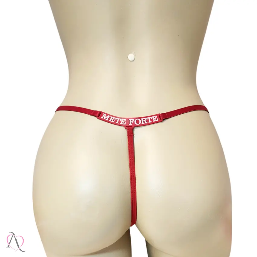 Calcinha com Frase que Brilha no Escuro METE FORTE Cor Vermelho - Tamanho Único