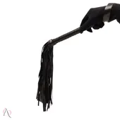 Chicote com Tiras Finas Cor Preto - imagem 2
