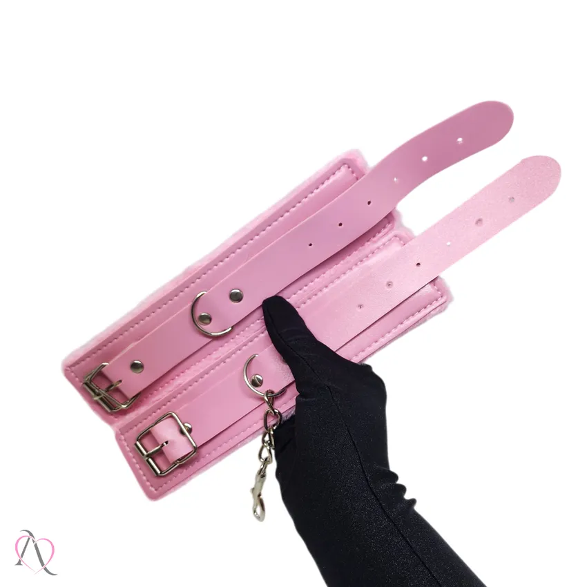 Algemas de Couro Sintético com Pelúcia Cor Rosa