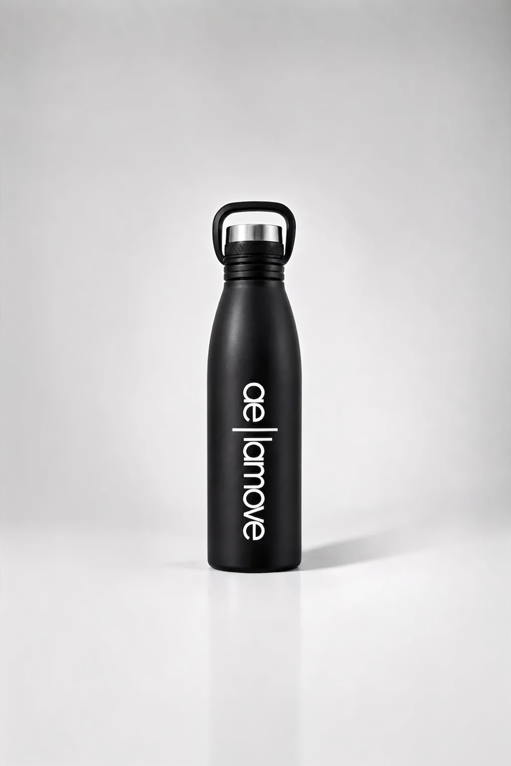 Garrafa ae | Bottle 750ml Hidratação, performance e design para acompanhar todos os momentos da sua rotina.