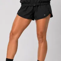 O Shorts ae | Haze foi desenvolvido para mulheres que buscam liberdade, conforto e desempenho em todas as atividades.  - imagem 4