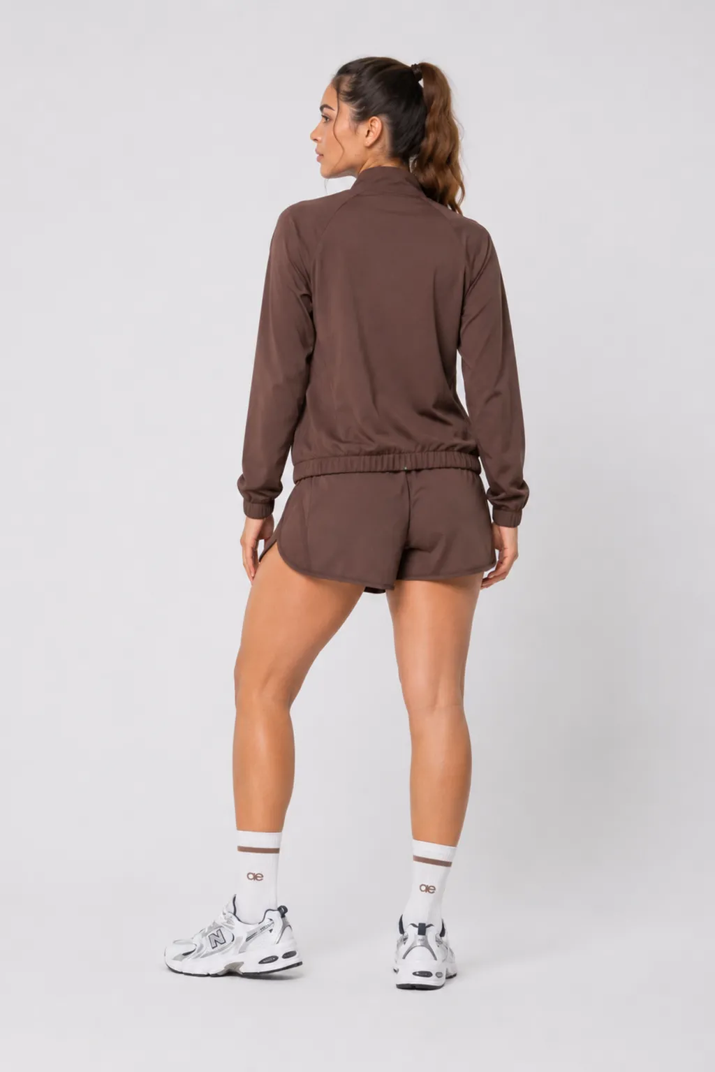 O Shorts ae | Haze foi desenvolvido para mulheres que buscam liberdade, conforto e desempenho em todas as atividades. 