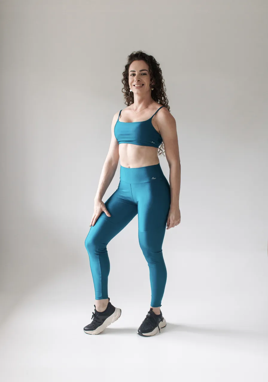Legging Pacific - Brilho elegante, proteção UV, zero transparência, durabilidade superior, secagem rápida