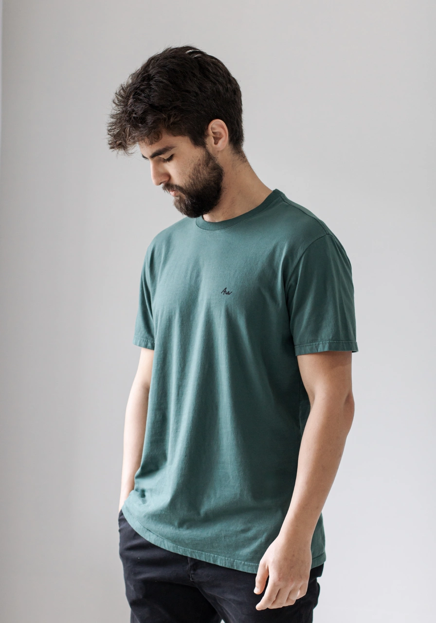 Camiseta 100% algodão Premium Verde Esmeralda