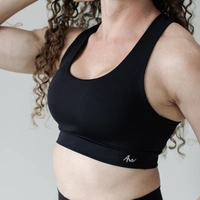 Top High Performance Ultra Black com bolso - imagem 5