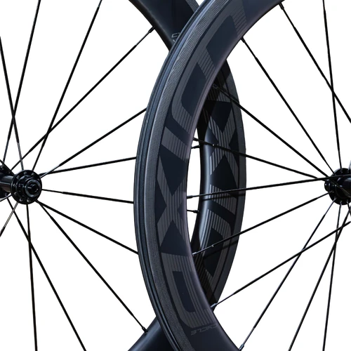 Rodas de Carbono Axion Cycle – Rim Brake (Perfil 50mm / 60mm)