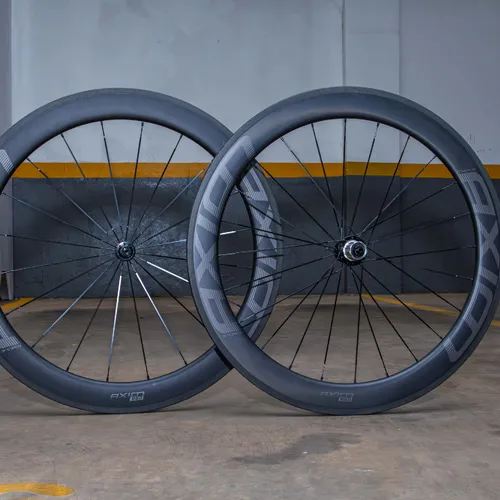Roda de Carbono Rim Brake R60mm INMETRO
