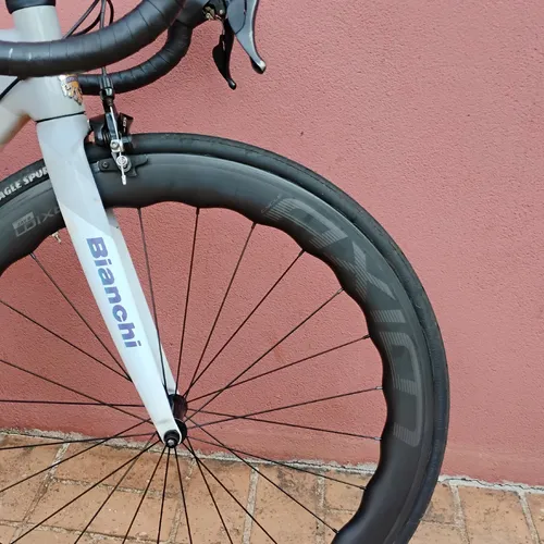 Roda de Carbono Rim Brake Cerâmica Wave 55/60mm INMETRO