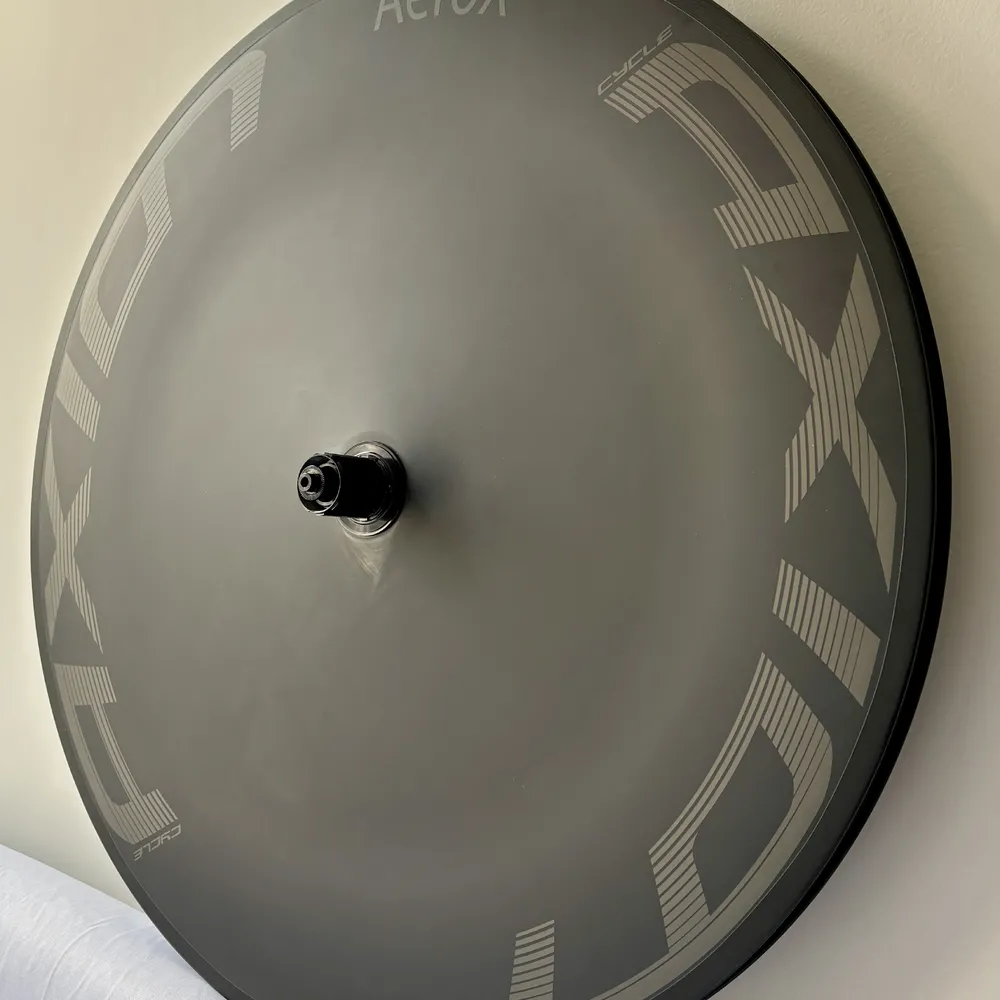 Roda Fechada de Carbono Rim Brake AeroX INMETRO | Axion Cycle