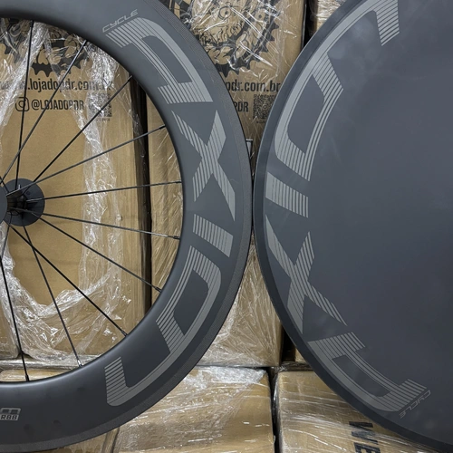 RIM BRAKE Full Carbon AeroX (Perfil Fechada)