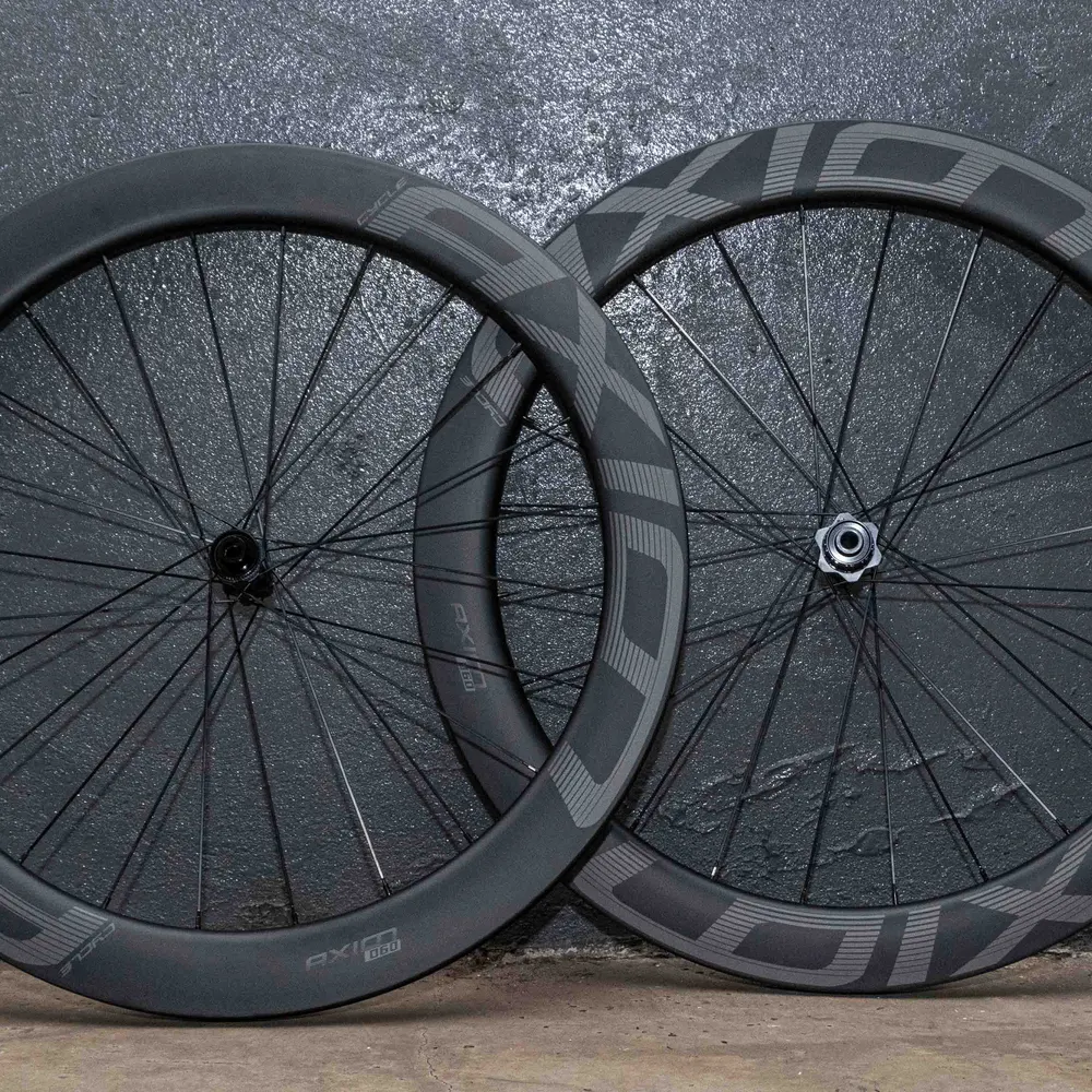 Rodas de Carbono Axion Cycle WAVE CERAMIC ENHANCE+