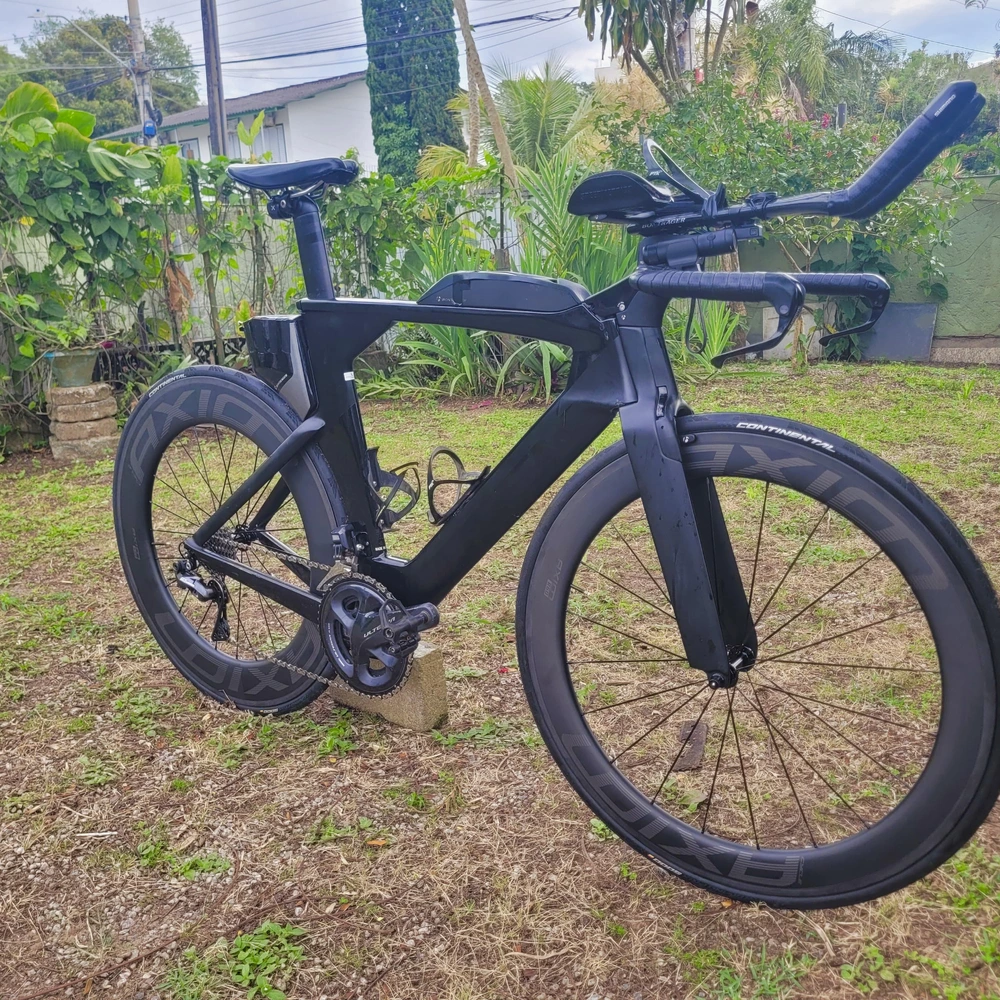 Rodas de Carbono Axion Cycle WAVE CERAMIC ENHANCE+