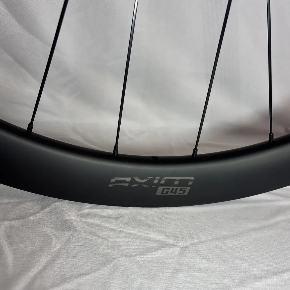 Roda de Carbono Disc Brake Gravel 45mm INMETRO | Axion Cycle