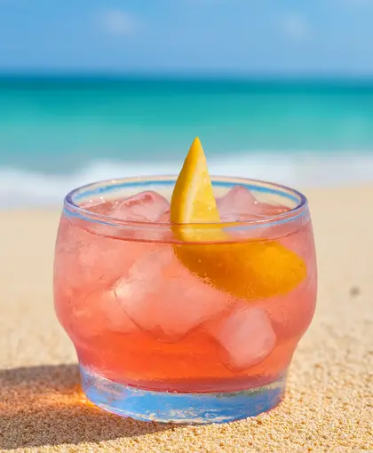 Maraca: gin e campari em harmonia com banana