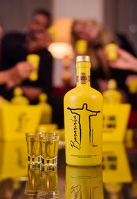 Copinho de Shot Vidro 50ml – Bananinha Carioca - imagem 1