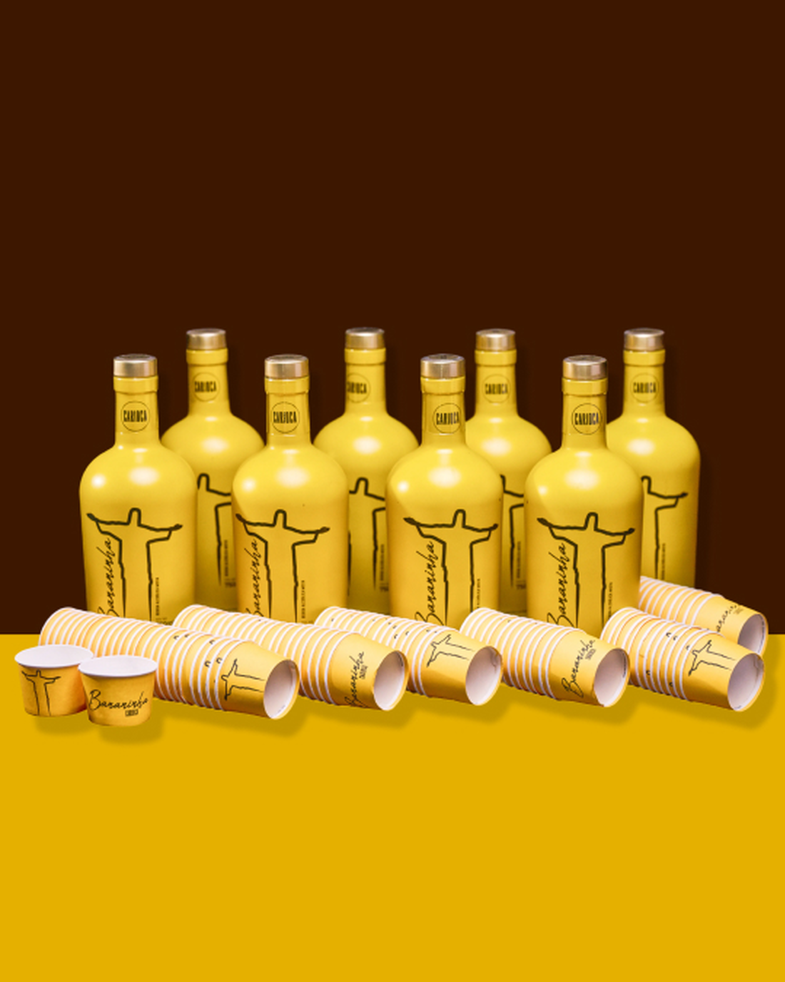 Kit 8 Garrafas + Pack de Copos de Shot Biodegradável c/ 100un - Bananinha Carioca