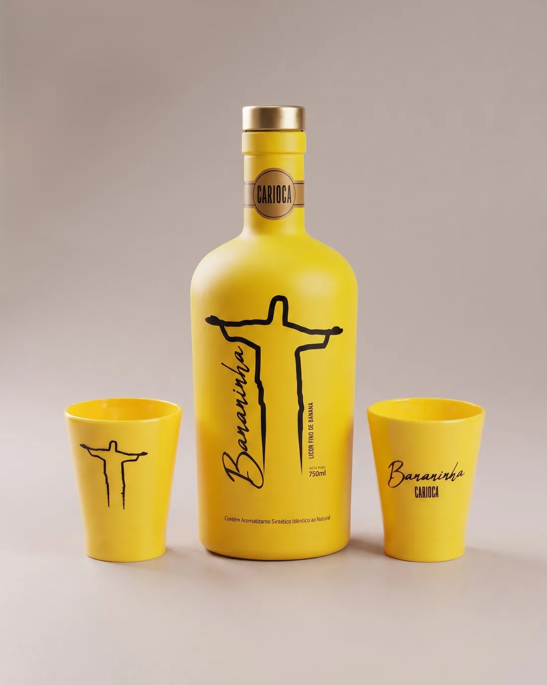 Kit Licor Fino de Banana + 2 Copinhos de Shot | Bananinha