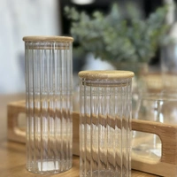 Pote de Vidro Canelado com Tampa - imagem 1