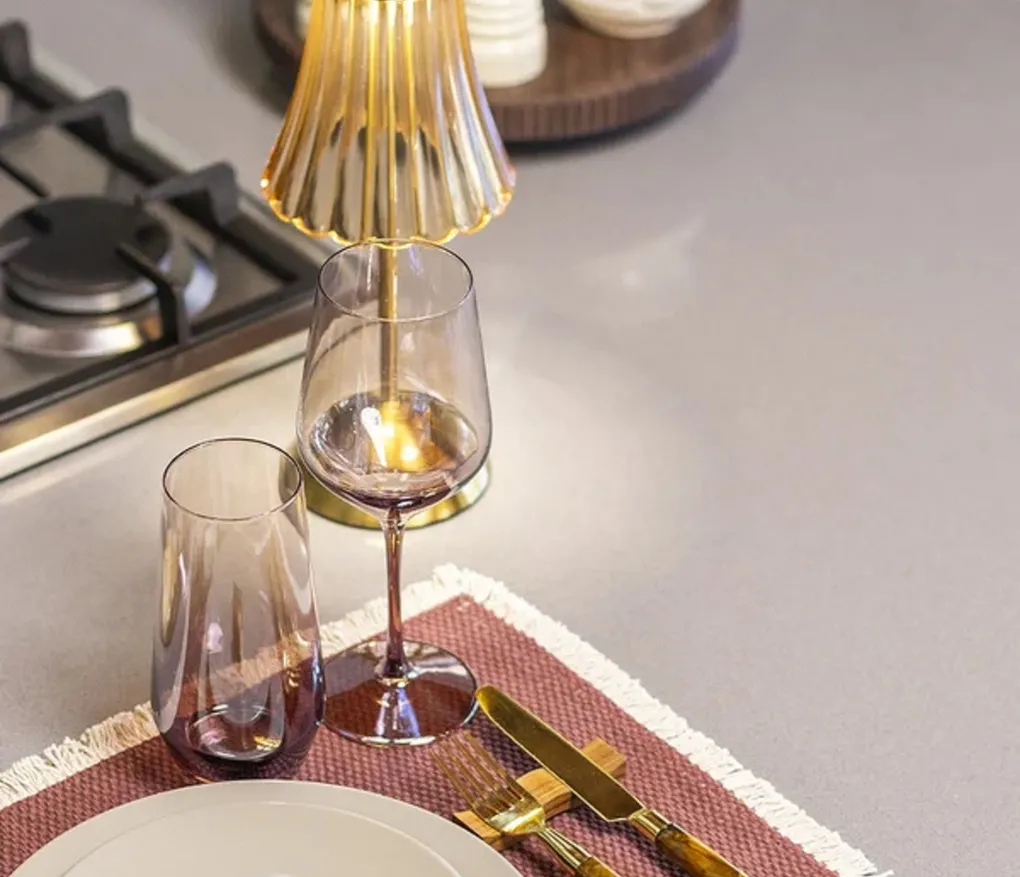Luminária de Mesa Copa e Cia Tátil Regulável Ártico Old Âmbar