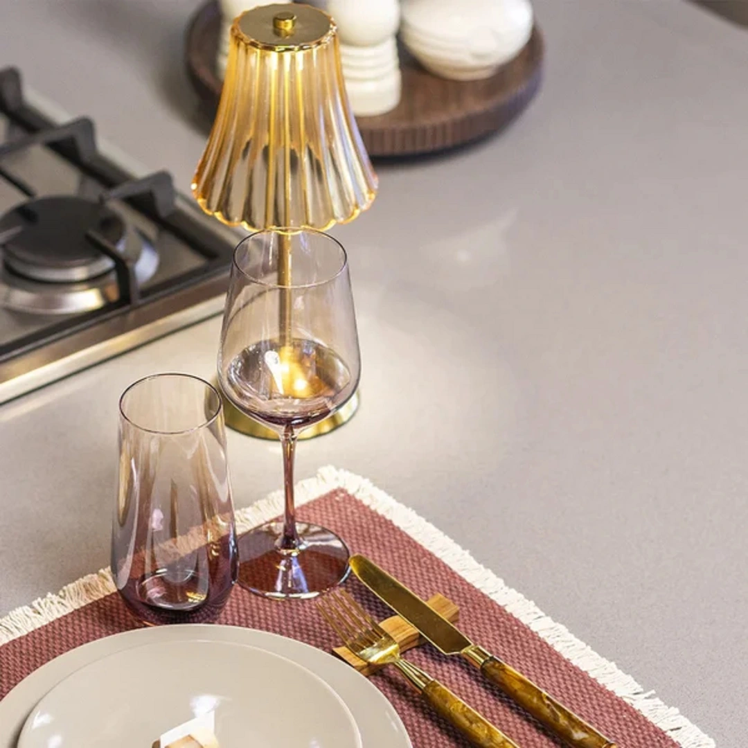 Luminária de Mesa Copa&Cia Tátil Regulável Ártico Old Âmbar