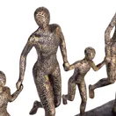 Escultura Familia em Polirresina - imagem 3