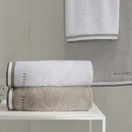 Toalha Banho com Bordado Montello Nocciola/Bege 540g/m² - imagem 3