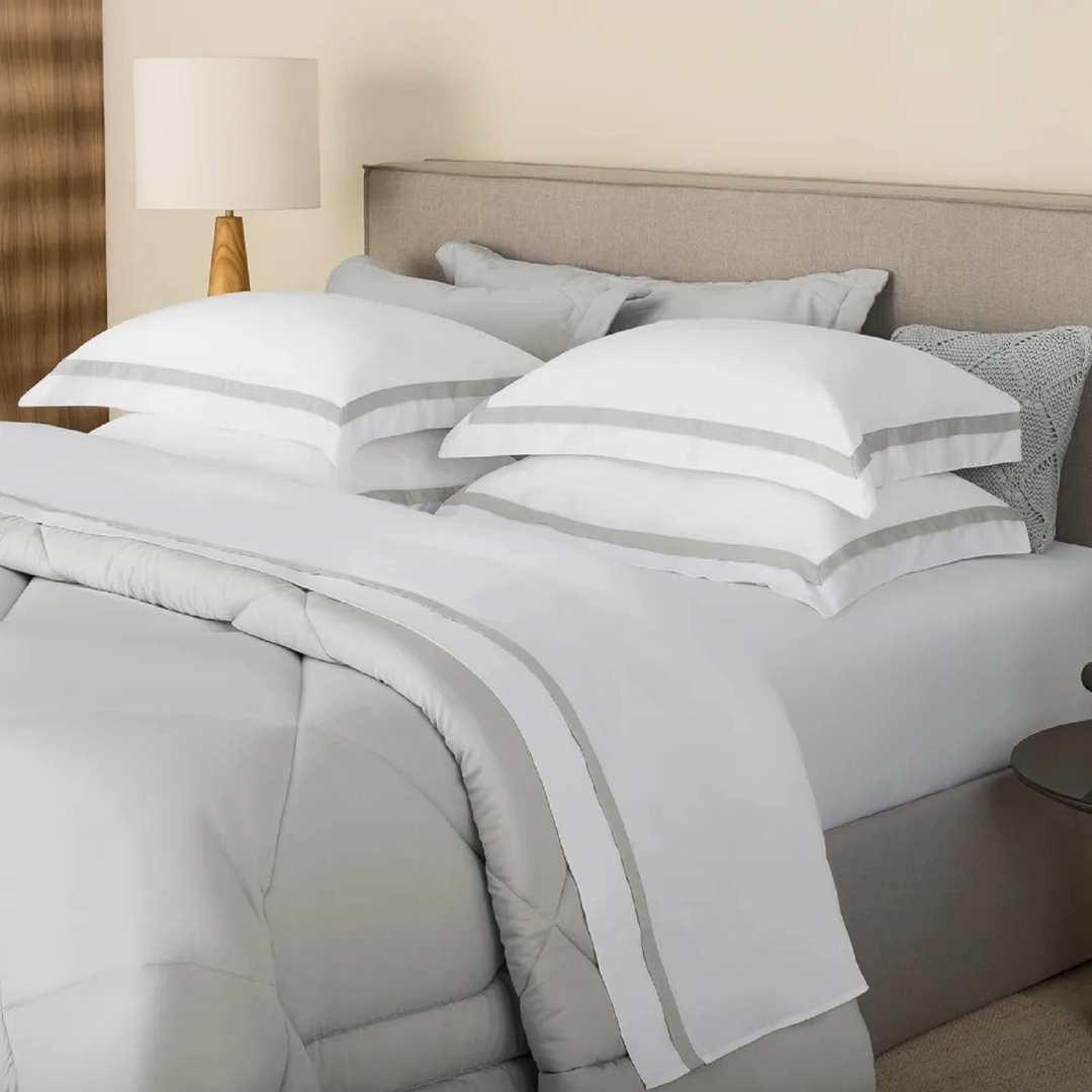 Jogo de cama Casal 300 fios Cetim Vercelli Branco/Nebia